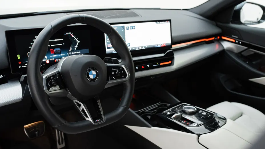 BMW Seria 5 520d xDrive mHEV M Sport aut