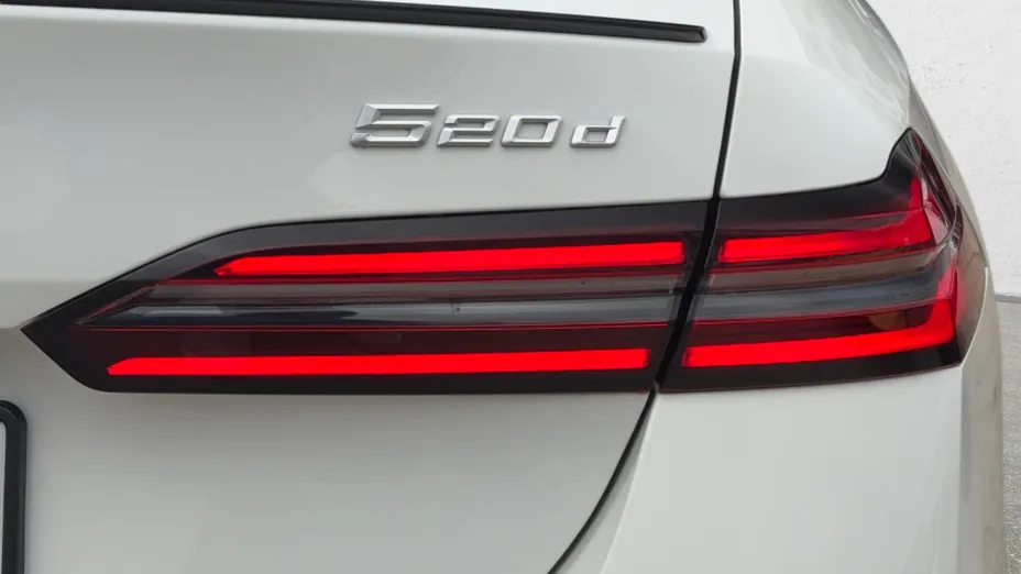 BMW Seria 5 520d xDrive mHEV M Sport aut