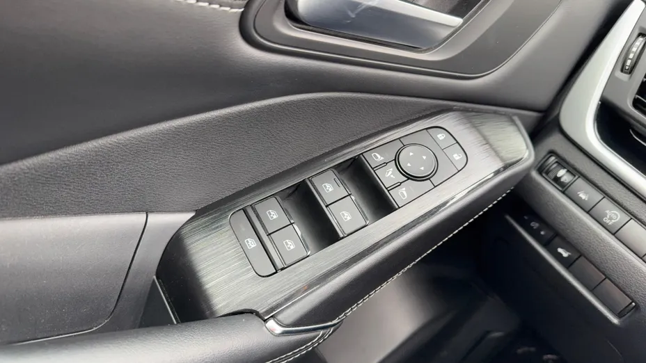 NISSAN Qashqai Qashqai 1.3 DIG-T mHEV N-Connecta Xtronic