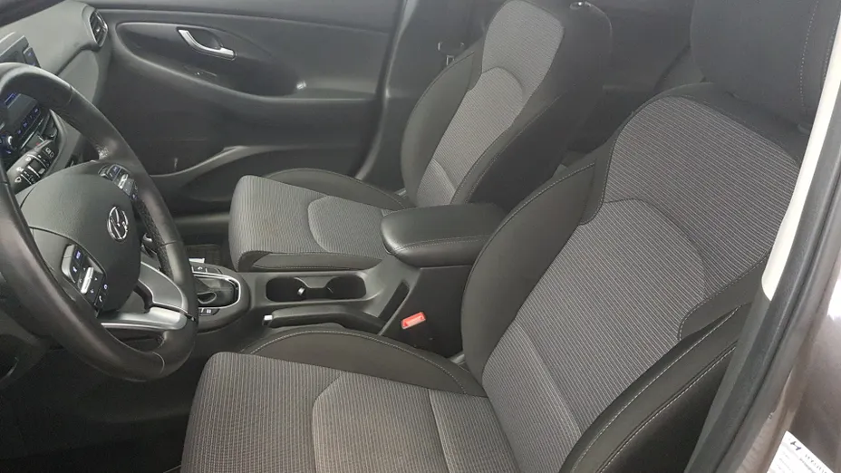 HYUNDAI i30 i30 1.0 T-GDI Classic + DCT