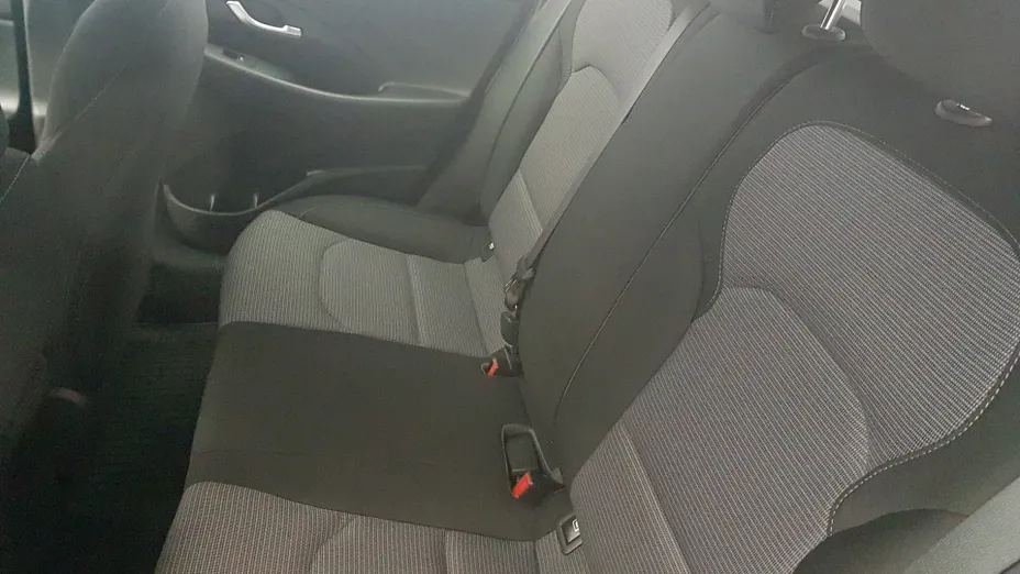 HYUNDAI i30 i30 1.0 T-GDI Classic + DCT