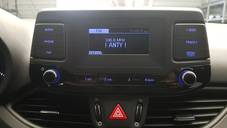 HYUNDAI i30 i30 1.0 T-GDI Classic + DCT