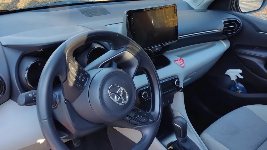 TOYOTA Yaris Yaris 1.5 Executive