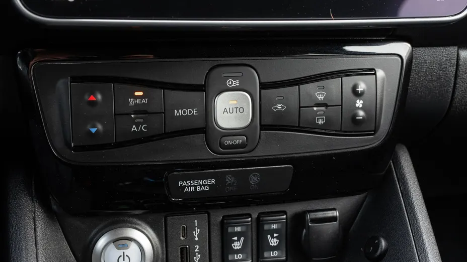 NISSAN Leaf Leaf 40kWh N-Connecta