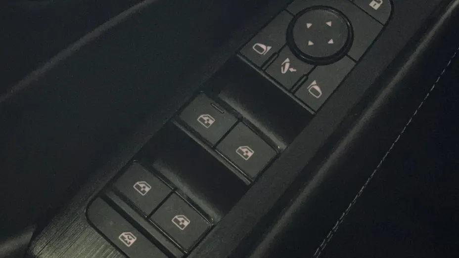 NISSAN Qashqai Qashqai 1.3 DIG-T mHEV N-Connecta Xtronic