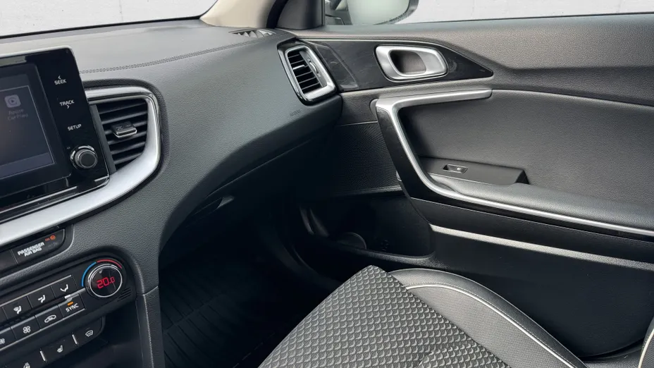KIA Cee'd Ceed 1.5 T-GDI L