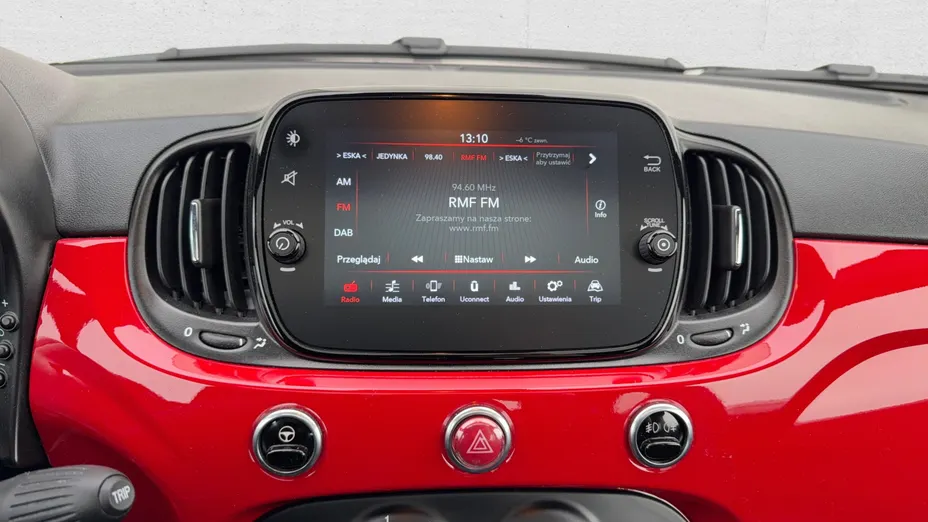 FIAT 500 500 1.0 Hybrid (RED)