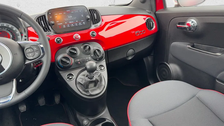 FIAT 500 500 1.0 Hybrid (RED)