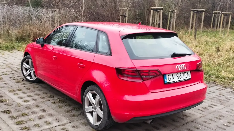 AUDI A3 A3 1.6 Ambition