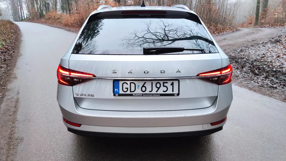 SKODA Superb Superb 2.0 TDI SCR Style DSG