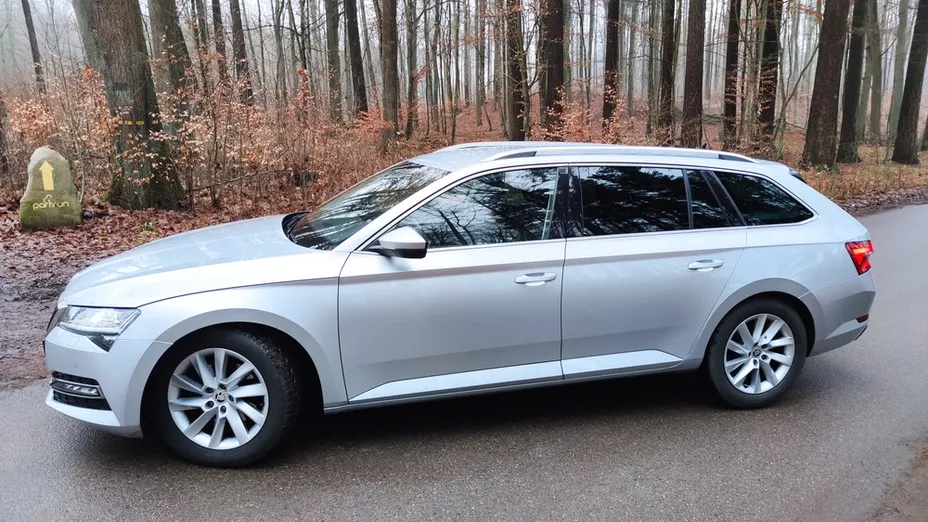 SKODA Superb Superb 2.0 TDI SCR Style DSG