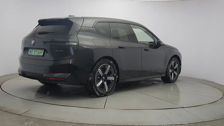 BMW iX iX xDrive40 76.6kWh