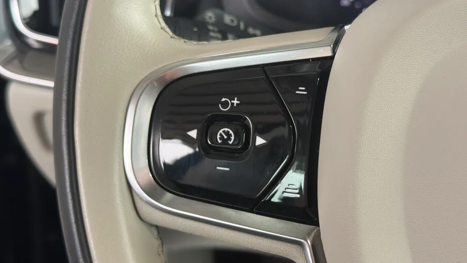 VOLVO V60 V60 B4 B Plus Dark aut