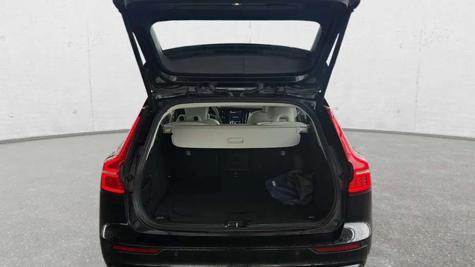 VOLVO V60 V60 B4 B Plus Dark aut