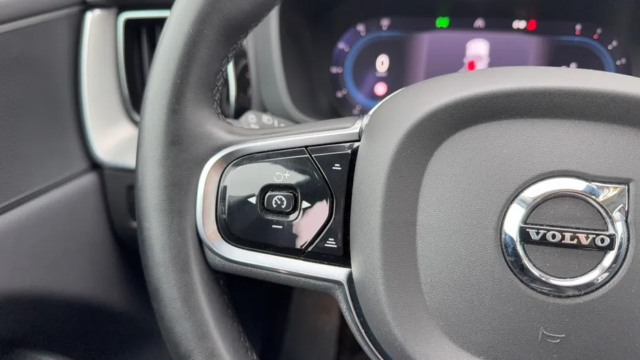 VOLVO XC60 XC60 B4 B Plus Bright aut