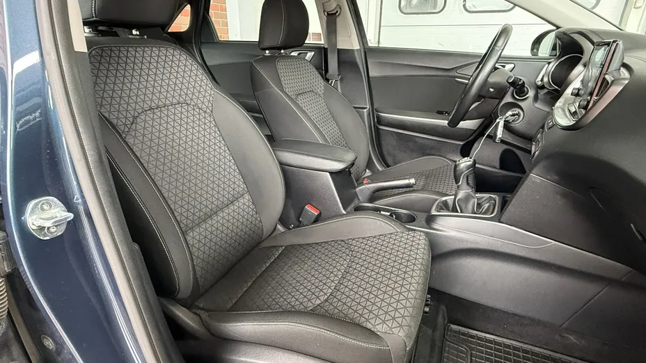 KIA Cee'd Ceed 1.0 T-GDI L