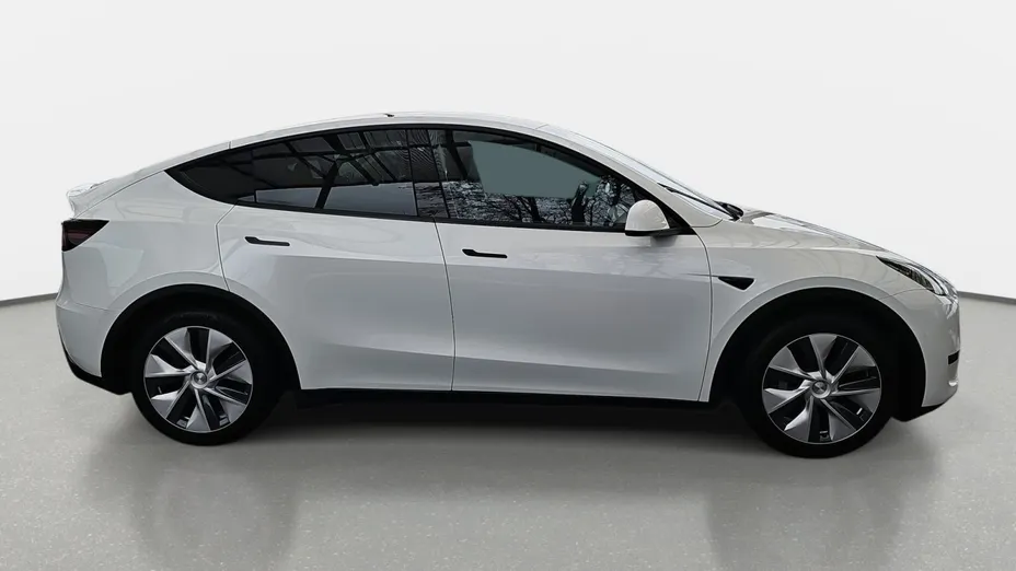 TESLA Model Y Y Long Range RWD