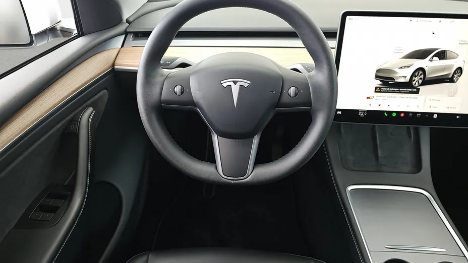 TESLA Model Y Y Long Range RWD