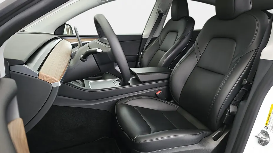 TESLA Model Y Y Long Range RWD