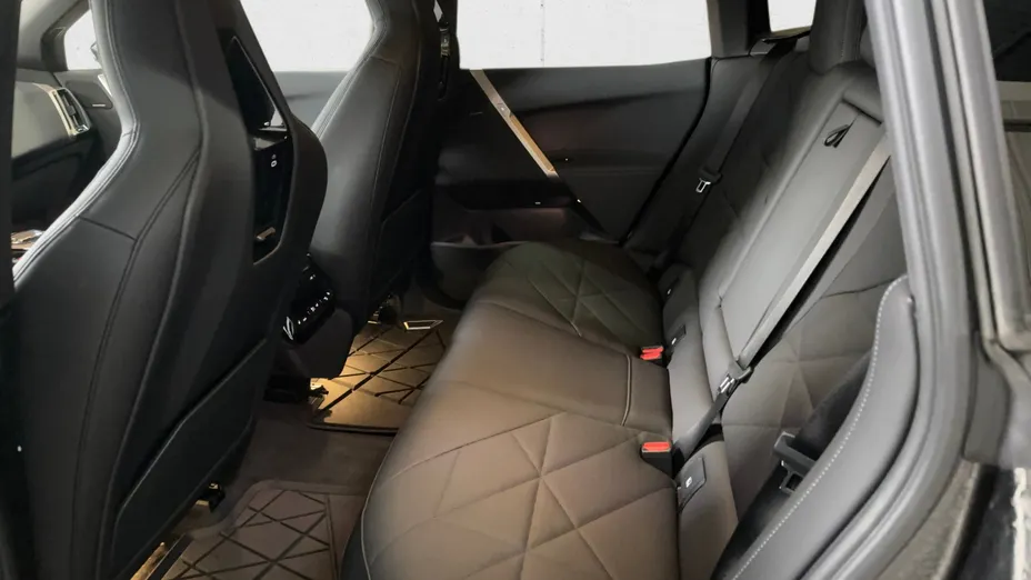 BMW iX iX xDrive40 76.6kWh