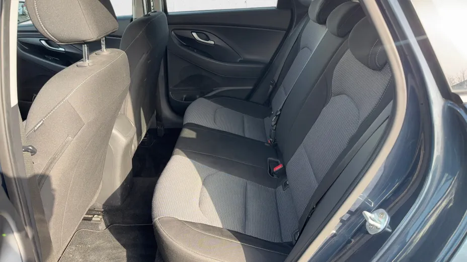 HYUNDAI i30 i30 1.0 T-GDI Classic + DCT