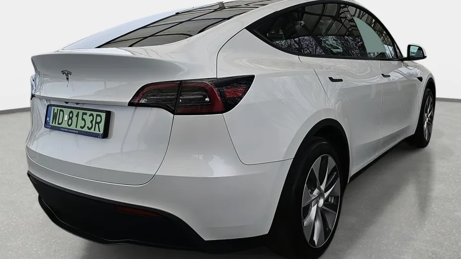 TESLA Model Y Y RWD