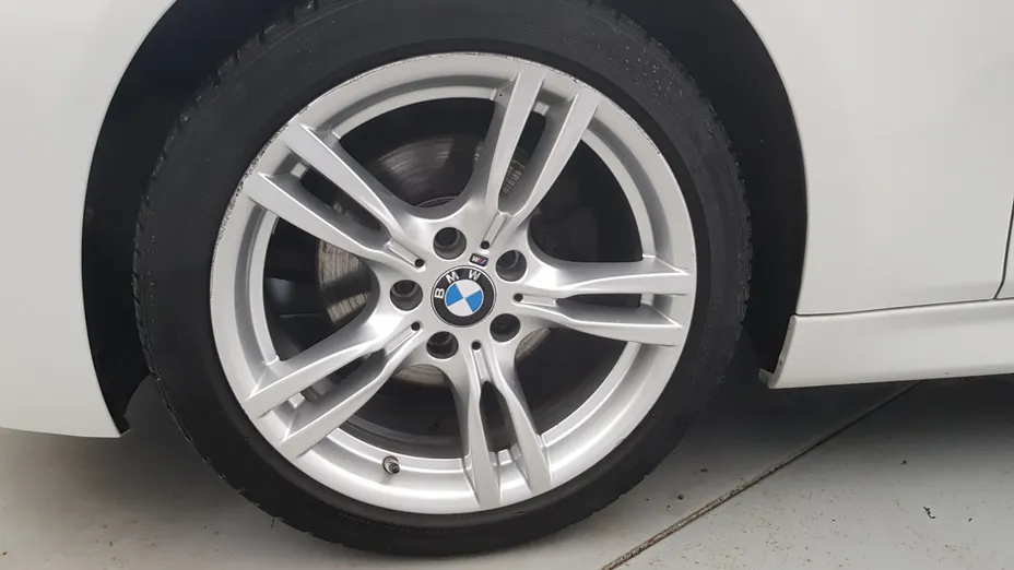 BMW Seria 3 320d M Sport aut