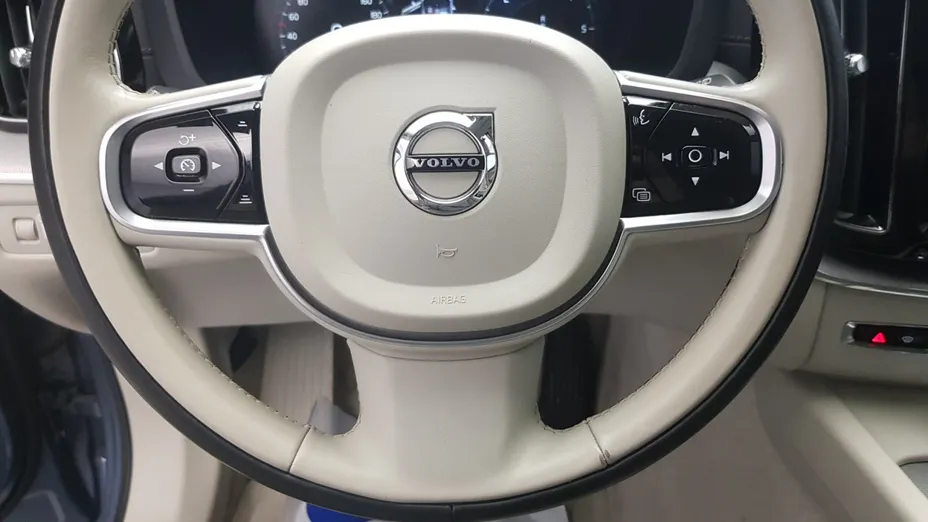 VOLVO XC60 XC60 B4 D AWD Inscription aut