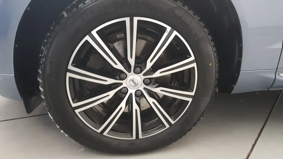 VOLVO XC60 XC60 B4 D AWD Inscription aut