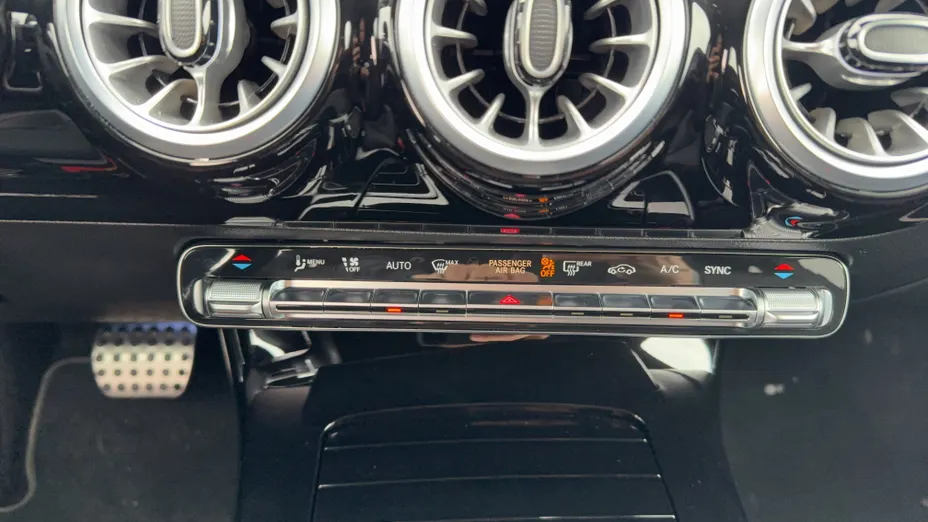 MERCEDES-BENZ CLA CLA 200 mHEV AMG Line 7G-DCT