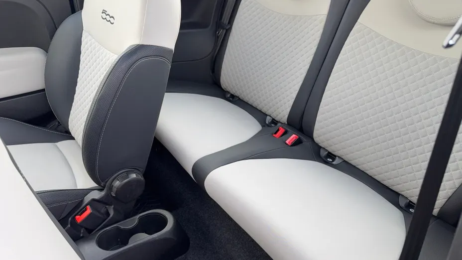 FIAT 500 500 1.0 Hybrid Dolcevita