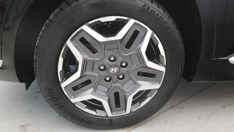 HYUNDAI Santa Fe Santa Fe 1.6 T-GDI HEV Platinum 4WD aut