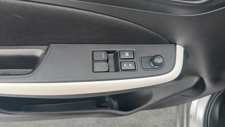 SUZUKI Swift Swift 1.2 Dualjet SHVS Premium
