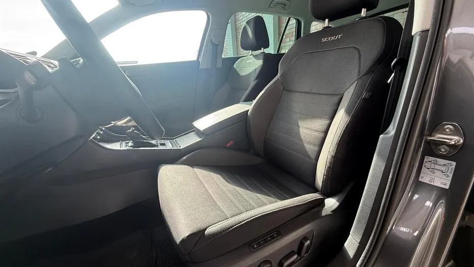 SKODA Superb Superb 2.0 TDI SCR 4x4 Scout DSG