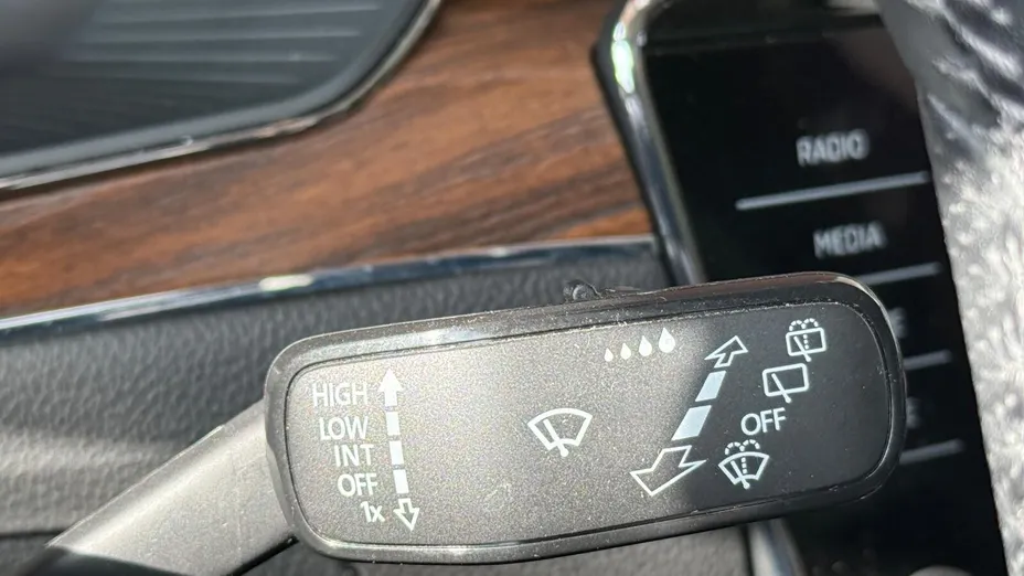 SKODA Superb Superb 2.0 TDI SCR 4x4 Scout DSG