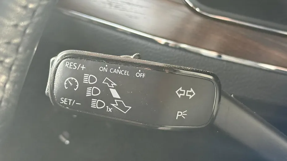 SKODA Superb Superb 2.0 TDI SCR 4x4 Scout DSG