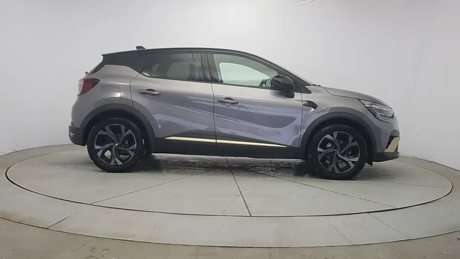 RENAULT Captur Captur 1.6 E-TECH Full Hybrid 145 E-Tech Engineered