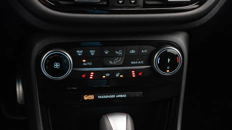 FORD Puma Puma 1.0 EcoBoost mHEV Vivid Ruby Edition DCT