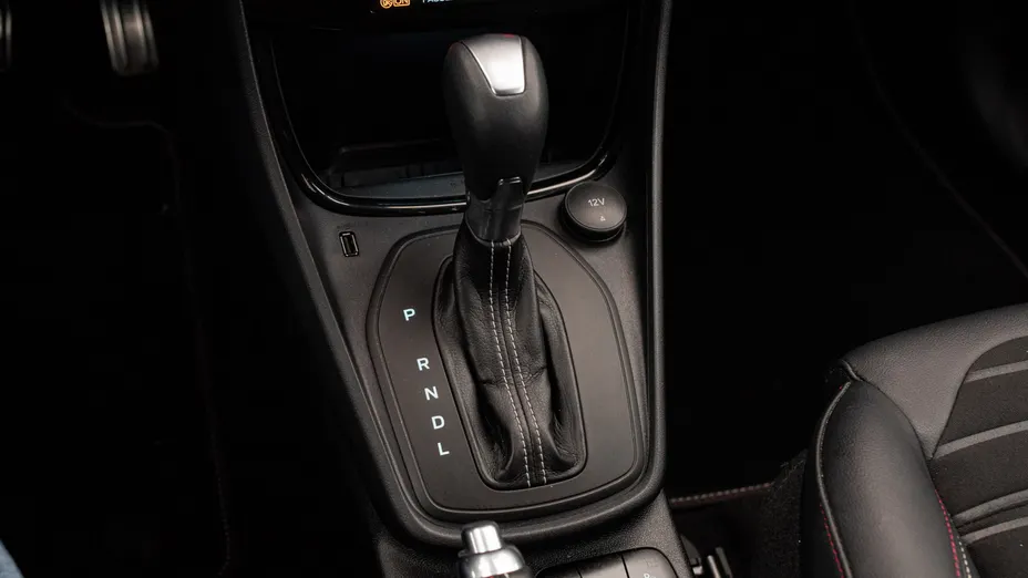 FORD Puma Puma 1.0 EcoBoost mHEV Vivid Ruby Edition DCT