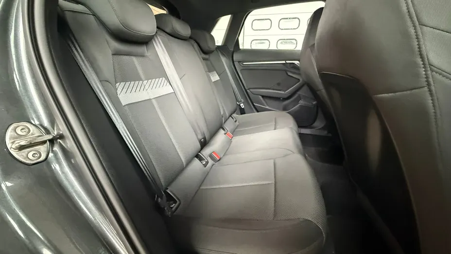 AUDI A3 A3 35 TFSI mHEV S Line S tronic