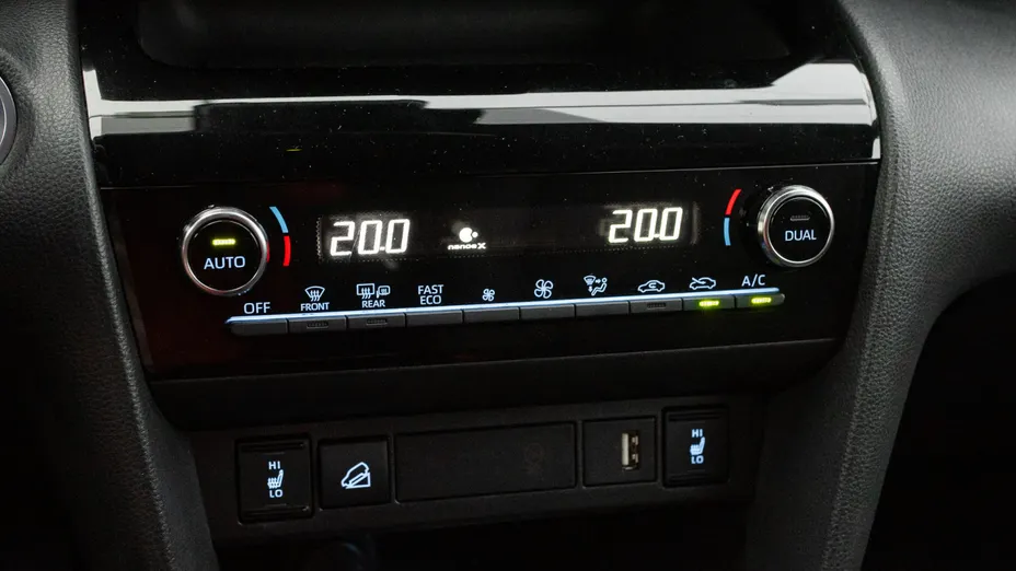 TOYOTA Yaris Cross Yaris Cross Hybrid 1.5 Adventure 4x4