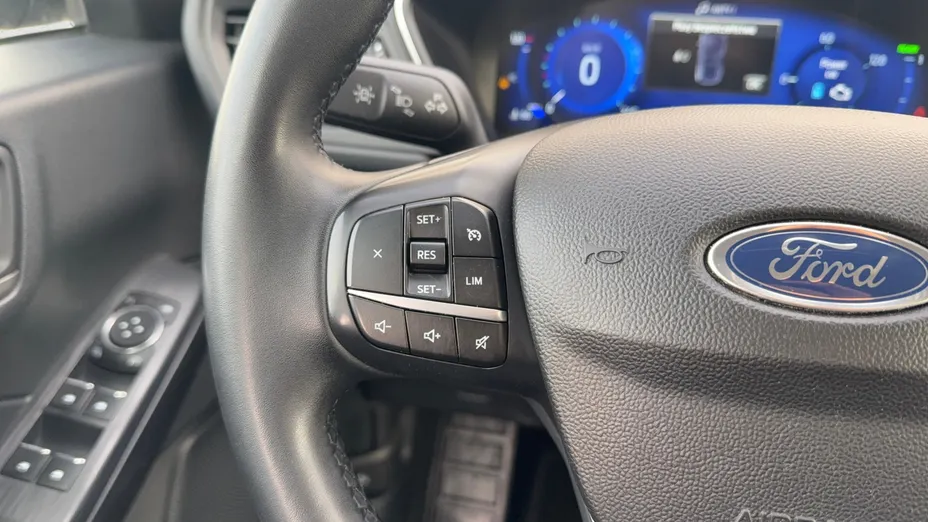 FORD Kuga Kuga 2.5 FHEV AWD Titanium X