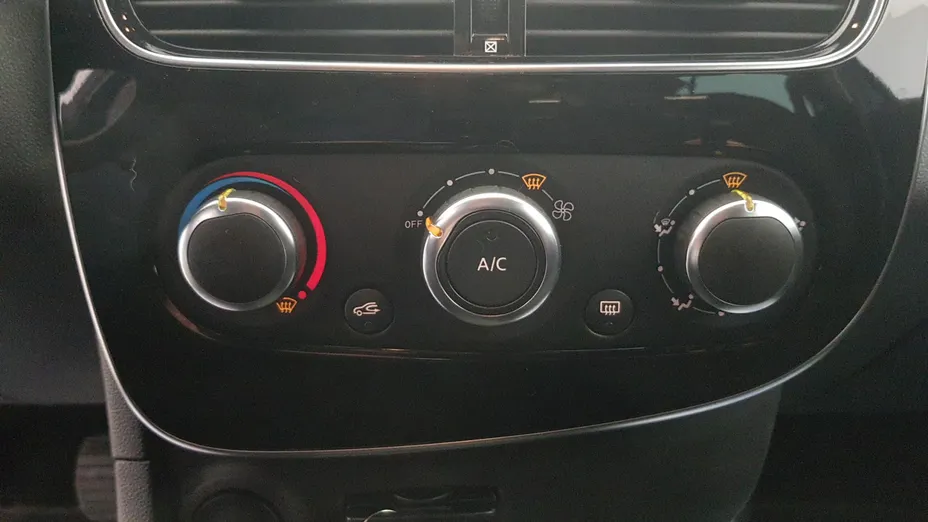 RENAULT Clio Clio 0.9 Energy TCe Limited 2018