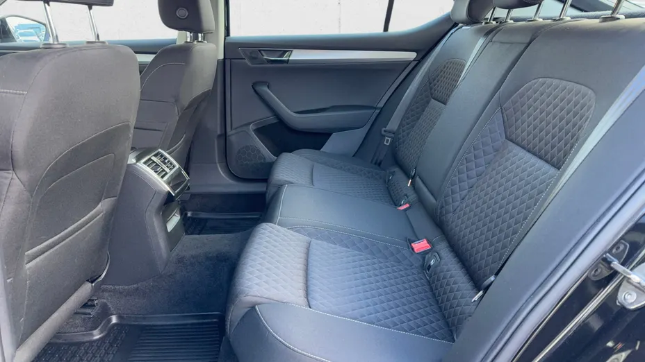 SKODA Superb Superb 2.0 TSI Ambition DSG