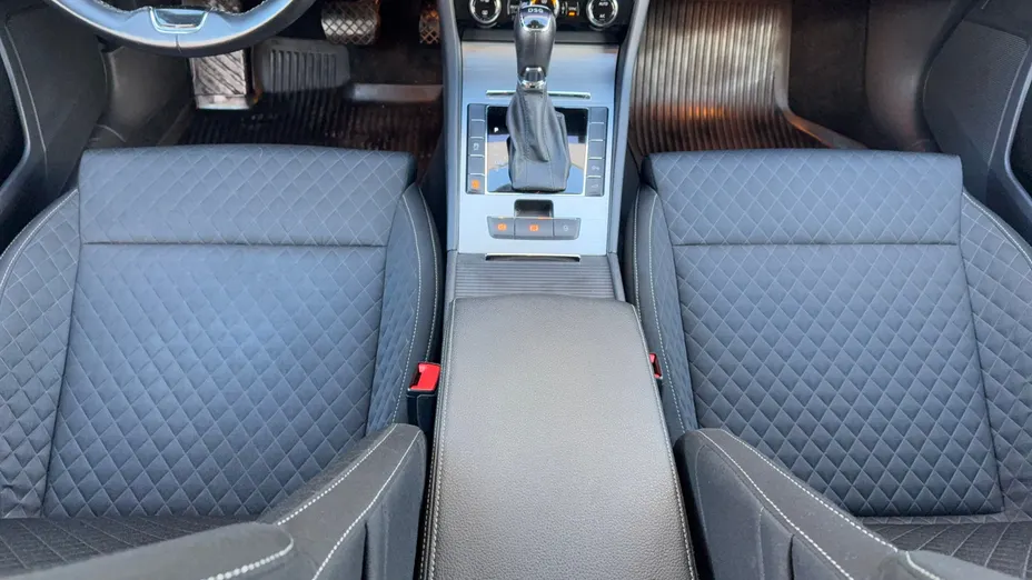 SKODA Superb Superb 2.0 TSI Ambition DSG