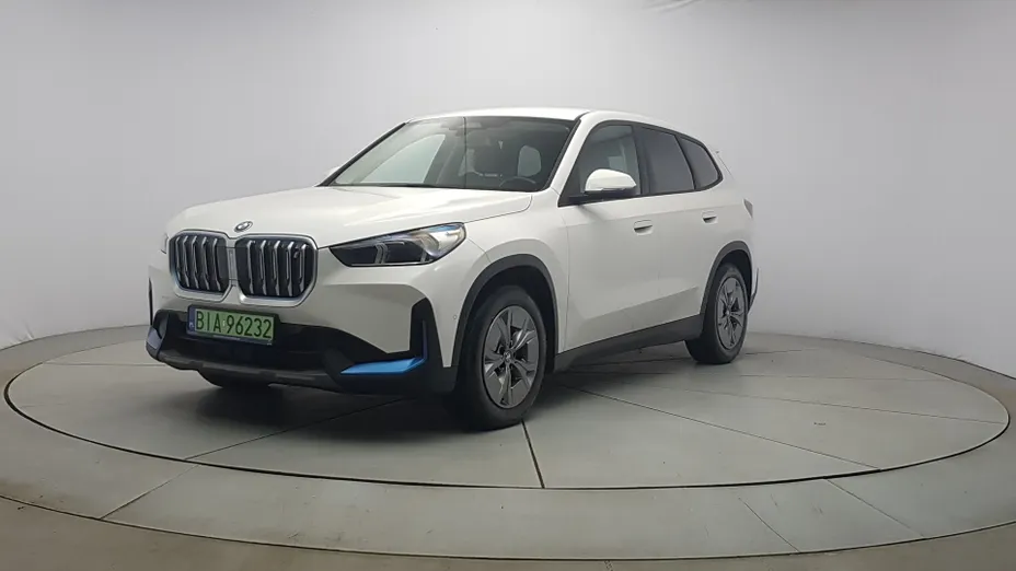 BMW iX1 iX1 xDrive30 66.5kWh