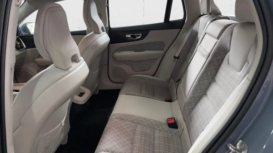 VOLVO V60 V60 B4 D Core aut