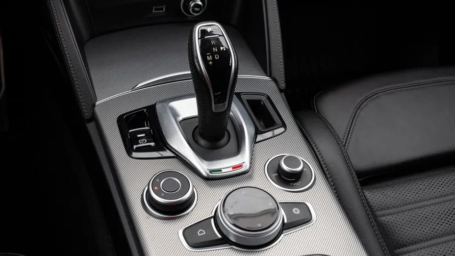 ALFA ROMEO Stelvio Stelvio 2.0 Turbo Sprint Q4 aut