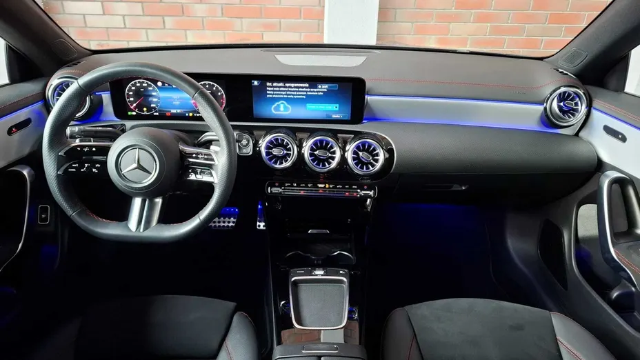 MERCEDES-BENZ CLA CLA 200 mHEV AMG Line 7G-DCT