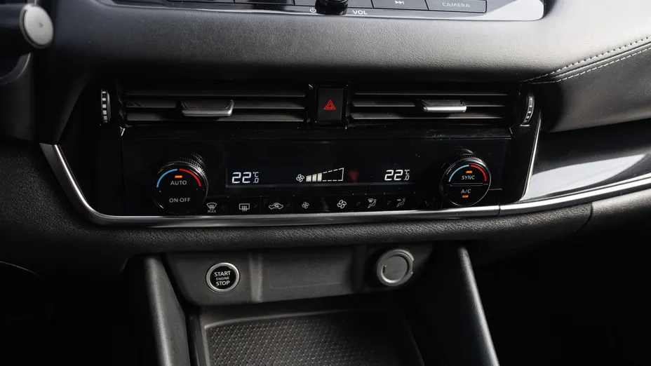 NISSAN Qashqai Qashqai 1.3 DIG-T mHEV N-Connecta Xtronic